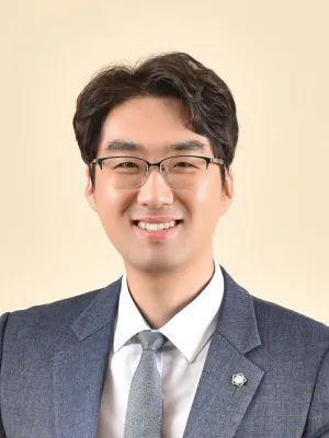 [기고] 북극항로의 시대, 부산은 다시 해양수도로 일어서야 한다