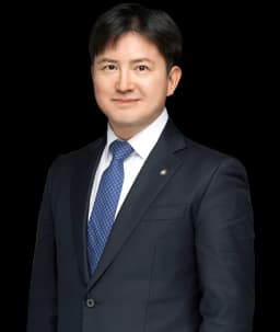 사건담당변호사 김영민