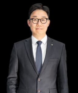 사건담당변호사 김민관
